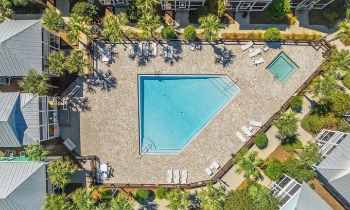 Port St. Joe Cottage | Summer Sale! Gated community w/pools and hot tub - Near beaches!