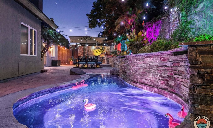 Ocean Hills House | Summer Vibes: Pool, Spa, Games & Gym by the Ocean!