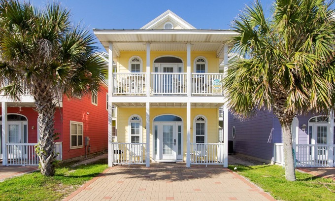 Lullwater Beach House | Summertowne Cottages Next to Pier Park, Ocean Views w/Pool!