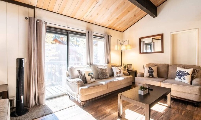 Summit Estates House | Summit Lodge! Walking Distance to Slopes!
