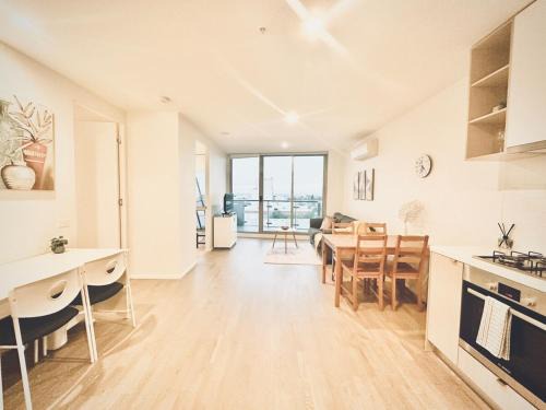 Maribyrnong Apartment | Summus 2br2ba Maribyrnong Wifi Parkbalcony
