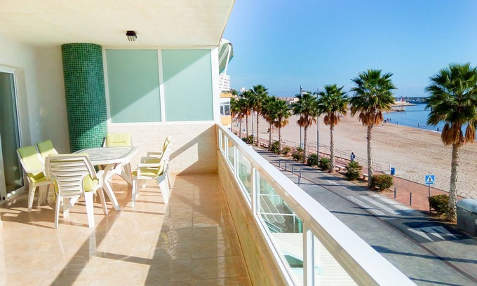 Villajoyosa Apartment | Sun and sea: pure pleasure. A permanent smile on your face