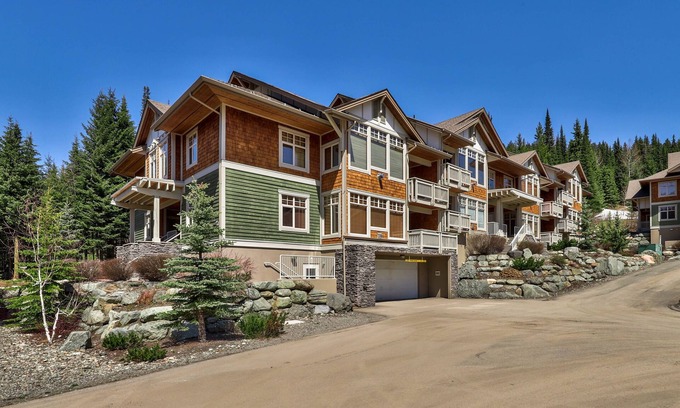 Sun Peaks House | Sun Peaks Home Away from Home