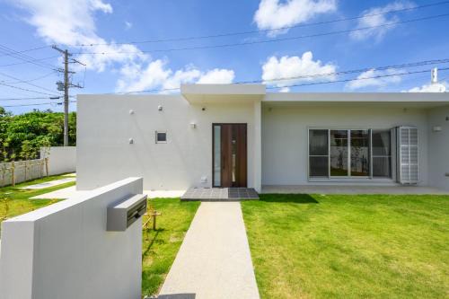 Miyakojima Apartment | Sunayama Beach House