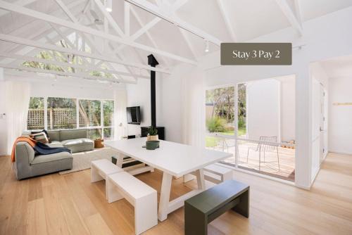 Merricks Beach House | Sunbather - Merricks Beach