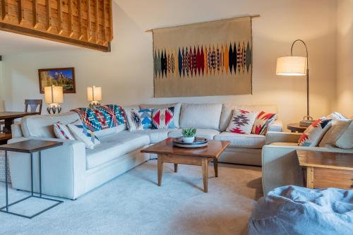 Elkhorn Village House | Sunburst Condo 2772