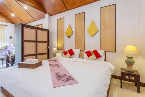 San Kamphaeng Hotel | Sundara Resort Poolside Bungalows - Minigolf, Restaurant
