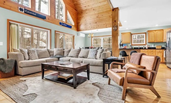 Sunday River Area House | Sunday River 5 Min! Family/Group/Couples Retreat!