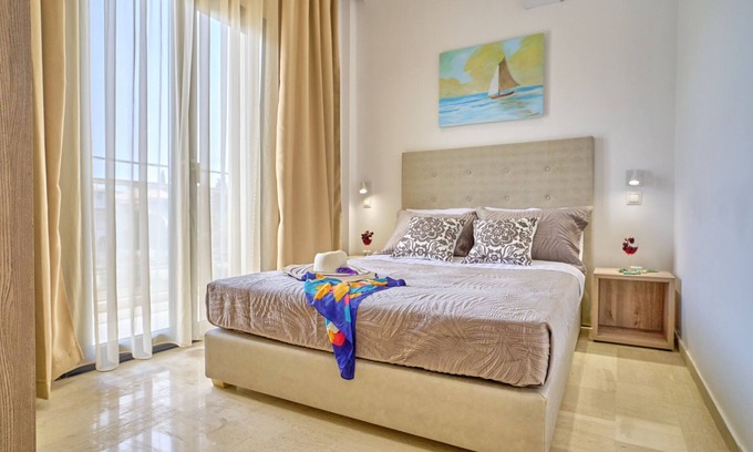 Gouvia Apartment | Sunflower Suite 104 Gouvia Corfu