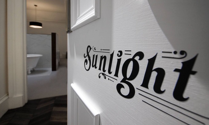Isle of Lewis Cottage | Sunlight (Standard Bedroom) - a lews castle that sleeps 2 guests in 1 bedroom