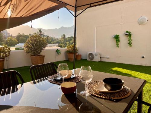Ciudad Universitaria Apartment | Sunny Benalbeach Escape Pools and Beach