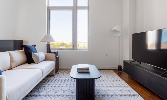 Columbia Heights Apartment | Sunny Clarendon 1BR W/D, Concierge & Gym, steps to WF, by Blueground