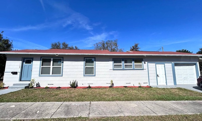 Childs Park House | Sunny Escape: St Pete beach 4bd/2bath