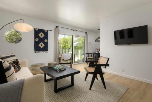 Santa Barbara County Apartment | Sunny Getaway and 10 Min to SB