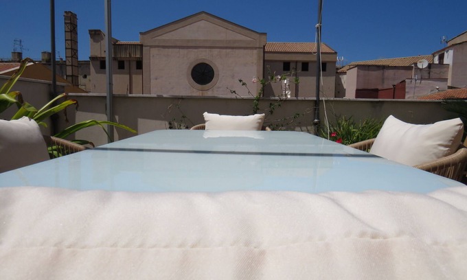 Castellammare Apartment | Sunny loft with terrace and aircon in the city centre