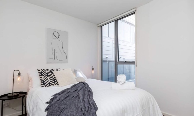 Heidelberg Apartment | Sunny Place at Heidelberg close to Austin Hospital