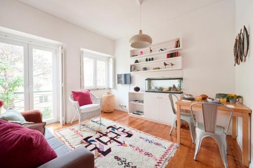 Alvalade Apartment | Sunny Renovated Apt With AC, By TimeCooler