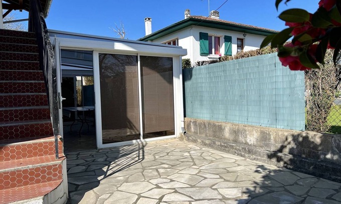 Cambo-les-Bains Apartment | Sunny Renovated T1 Bis Apartment with Terrace & Veranda, Sleeps 2, Internet Access