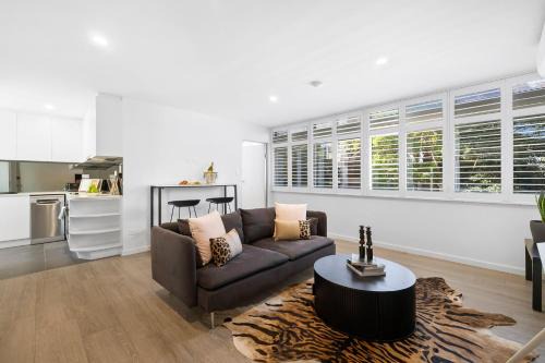 Kings Cross Apartment | Sunny Rushcutters Bay Apartment
