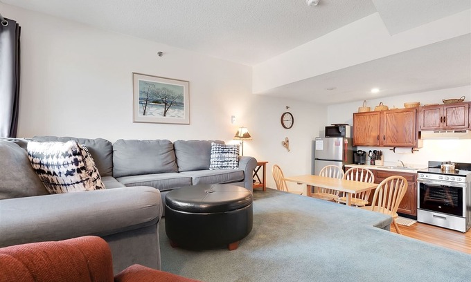 Sunday River Area Condo | Sunrise A-129 | 1 Bed, 1 Bath