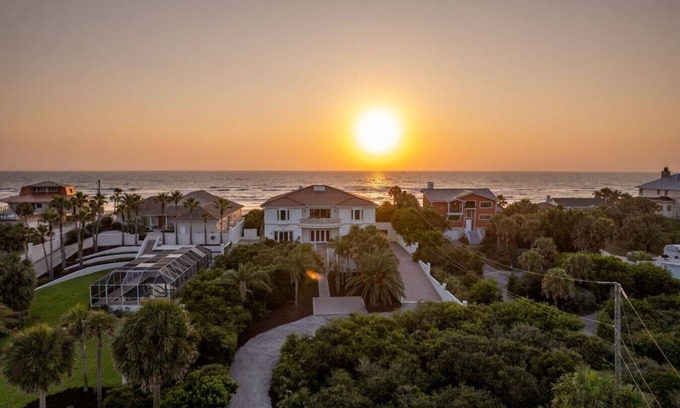 Crescent Beach House | Sunrise at the Beach - Oceanfront Luxury