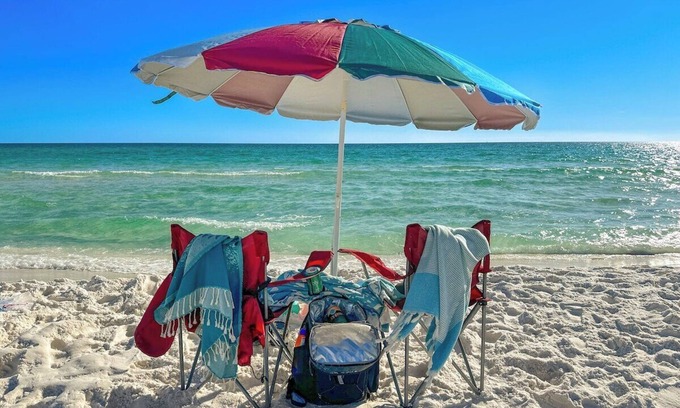 Crystal Beach Condo | Sunrise Destin-ation -Heated Pool-Beach View