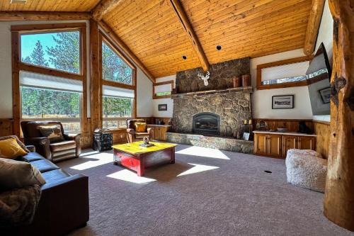 Sunriver House | Sunriver Adventure Nest