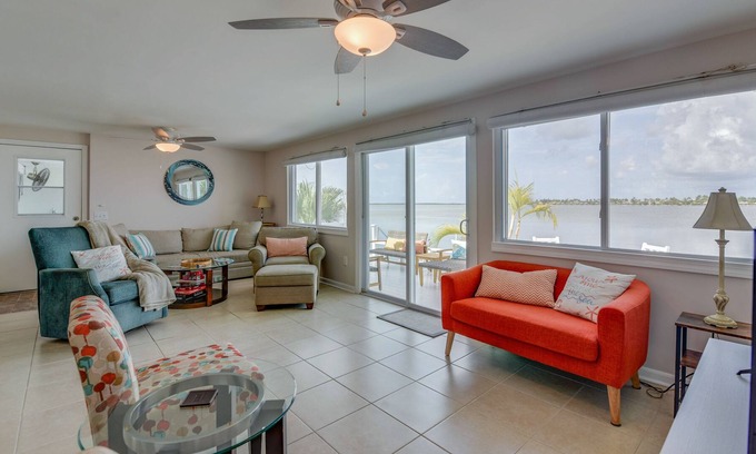Bay Point House | Sunset Harmony | Oceanfront home in Key West with dock, bar & amazing view