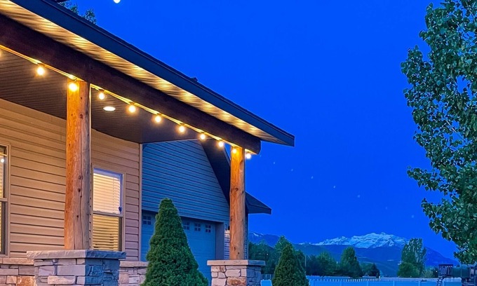Heber House | Sunset Mountain Views | Hot Tub | Game Room | Traeger | Pets | MTB/Golf/Reunion