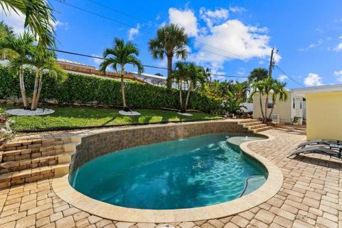 Jensen Beach House | Sunset Oasis