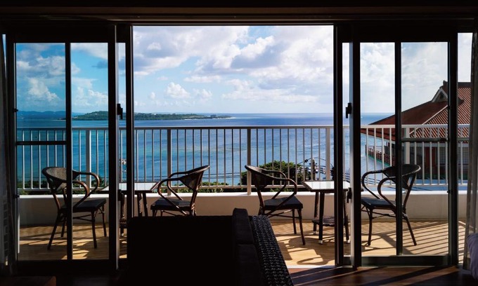 Motobu Hotel | Sunset Resort Canphou