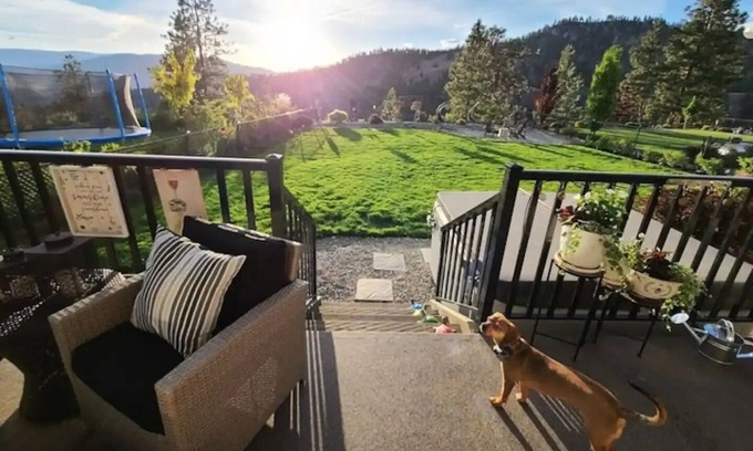 Okanagan-Similkameen House | Sunset Suite at Sendero Canyon with Hot Tubnn