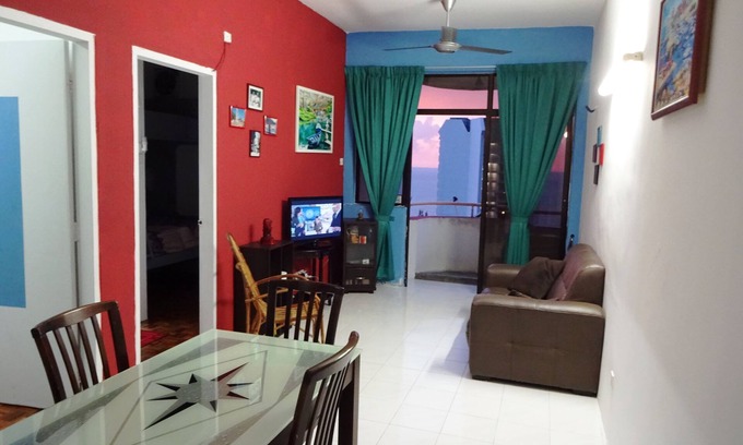 Batu Ferringhi Condo | SUNSET VIEW APARTMENT