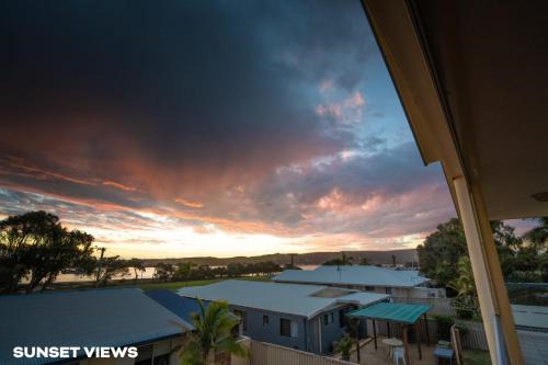 Kalbarri House | Sunsets on Murchison Full House - Kalbarri WA