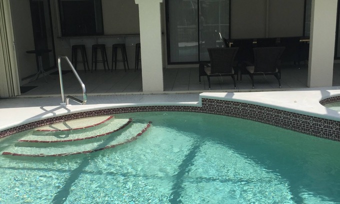 Port Charlotte House | Sunshine Canal with an in ground pool
