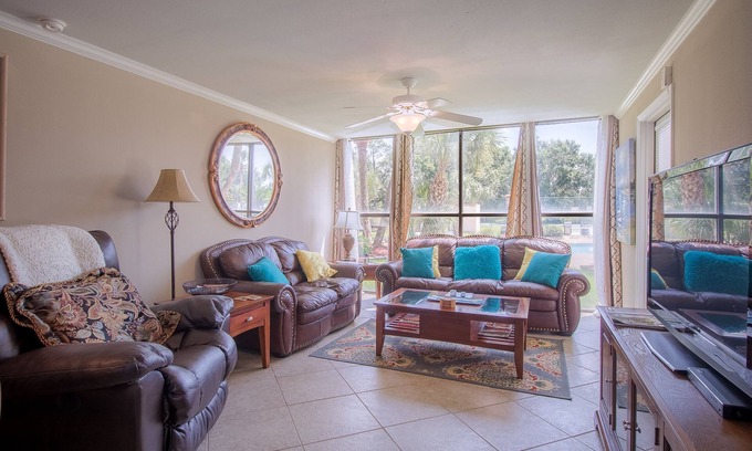 Biloxi Condo | Sunshine On My Mind! Biloxi Beach- That's A Sign! 2 Bedroom/2 Bath-Sleeps 6!