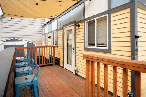 San Luis Obispo House | Sunshine Tiny Studio and Loft Close to Downtown