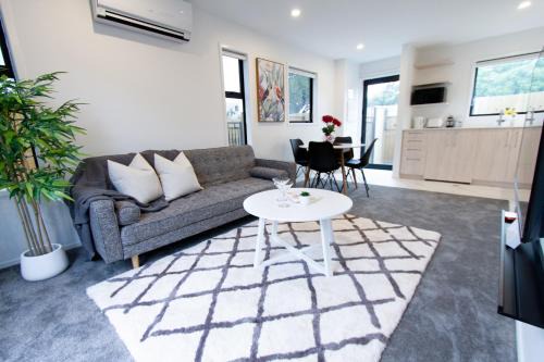 New Brighton Apartment | Sunsoaked seaside 1 bedroom 1 bath