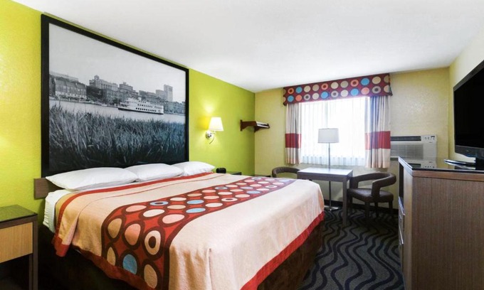 Dock Junction Hotel | Super 8 by Wyndham Brunswick/St Simons Island Area