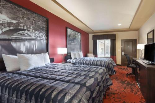 Karnes City Hotel | Super 8 by Wyndham Karnes City