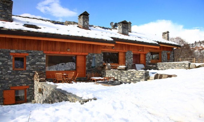 Le Raffort Ski Chalet | Super chalet in the village of Raffort, 2 km from the resort center