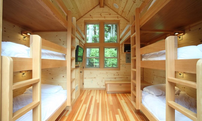Manzanita House | Super-Cool Bunkhouse for the kids! Claim the main house for the adults.