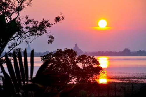 Mihintale Hotel | Super King Star Holiday Resort