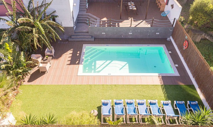 Sao Pedro da Cadeira Villa | Super Lisbon Coast Villa | 4 Bedrooms | Villa Assenta | Fantastic Sea Views | Foosball