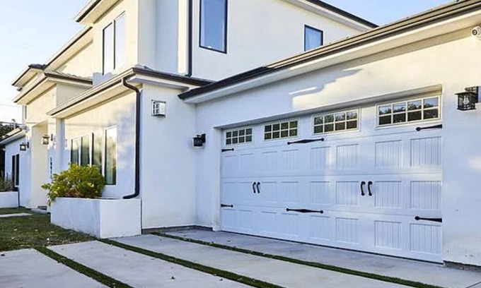 Tarzana House | super nice Mid term property in Tarzana