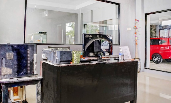 Banjarbaru Hotel | Super OYO 3903 Sweethome Syariah Guesthouse
