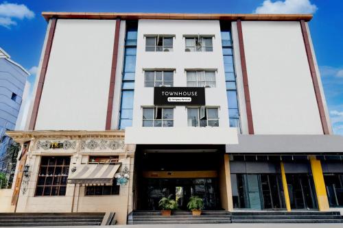 Himayatnagar Hotel | Super Townhouse Narayanaguda Metro Station Formerly Hotel Anshu Grand