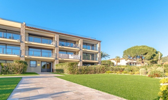 Les Issambres Apartment | Superb apartment 60m from the sea in a luxury residence
