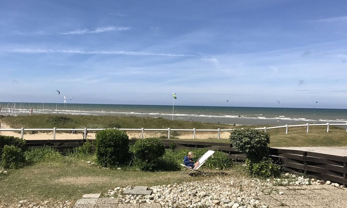 Hardelot-Plage Apartment | Superb apartment with large seafront terrace for 6 people