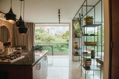 Las Lomas I Apartment | Superb Apartment in Central Poblado